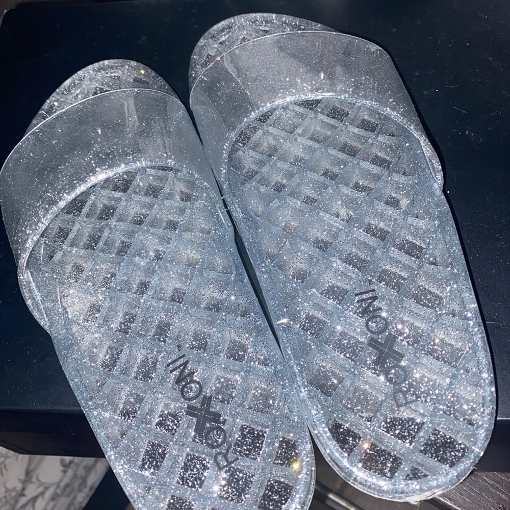 Clear glitter slides